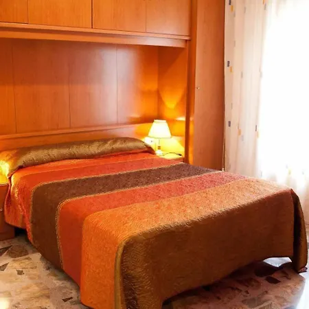 Sol Ideal Familias * Munébrega