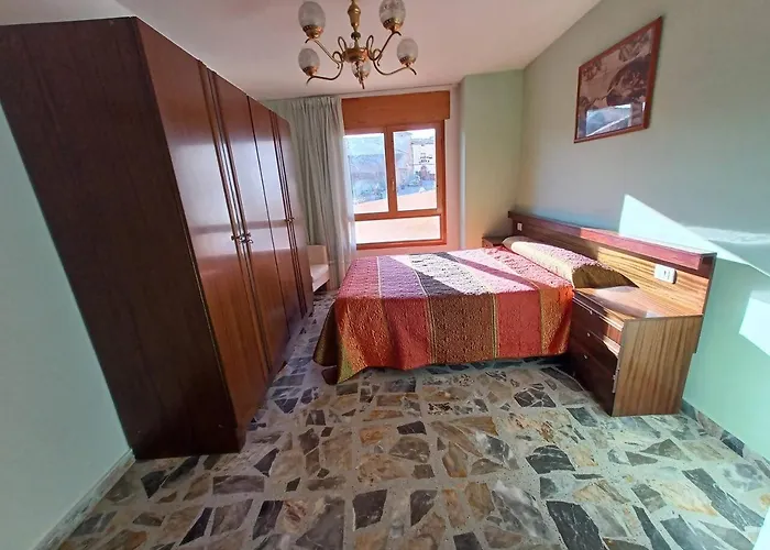 Sol Ideal Familias . Munébrega